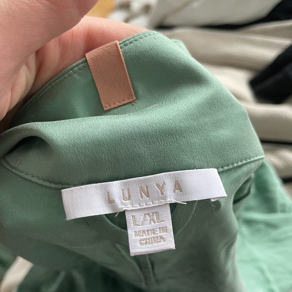 Lunya Green Silk Robe - Picture 3 of 10